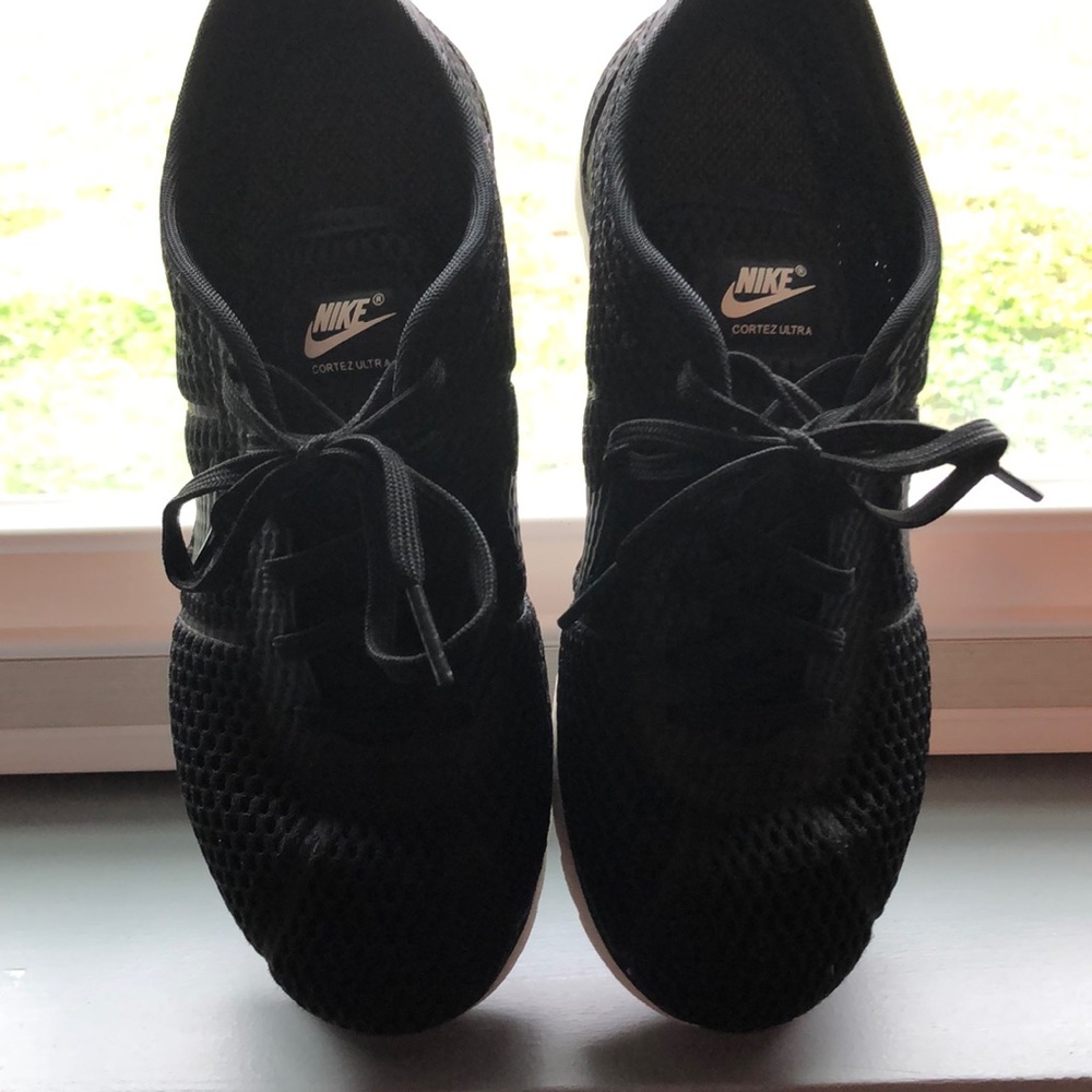 Size 7 Nike Cortez Ultra